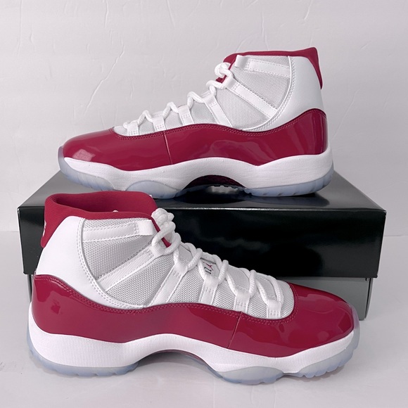Air Jordan 11 Cherrys - Picture 5 of 6
